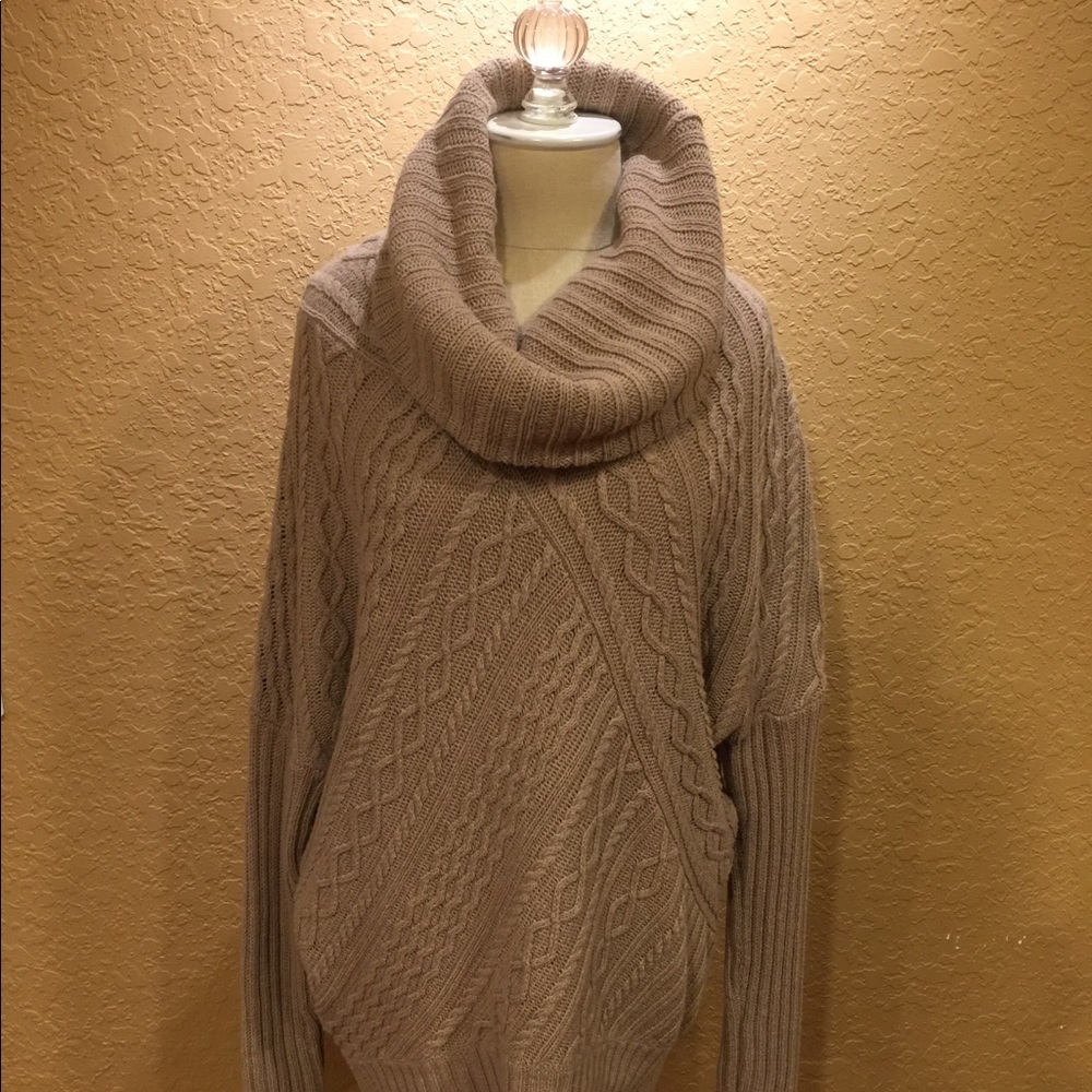 BCBG MAXAZRIA